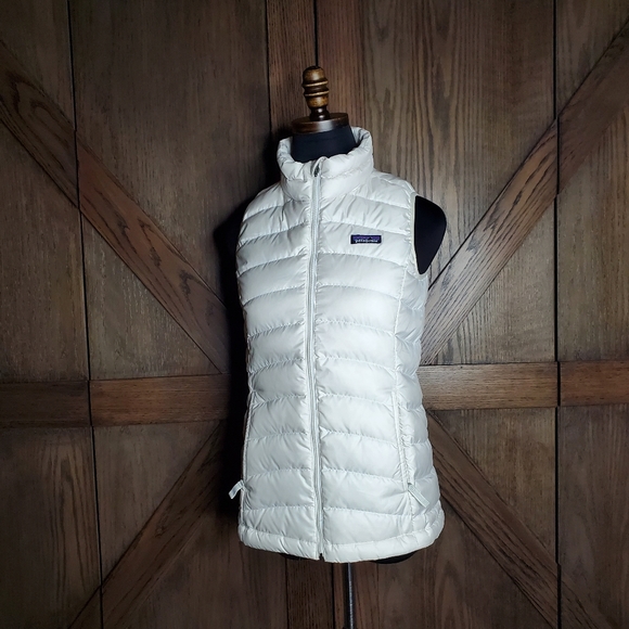 Patagonia Jackets & Blazers - Patagonia Puffer White Down Sweater Vest